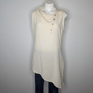 ✨3/$15 Jennifer McNeill cream cotton asymmetrical tank blouse 2